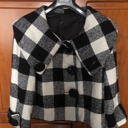 Women's jacket in excellent condition, size M, three-quarter sleeve
