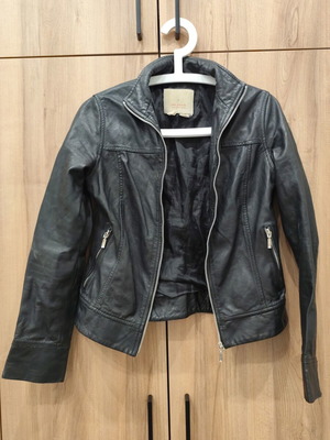 Zara vintage black biker jacket 100% genuine leather size S