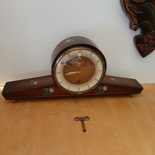 Hermle Vintage Mantel Clock Wooden, Like New, 1950s West Germany