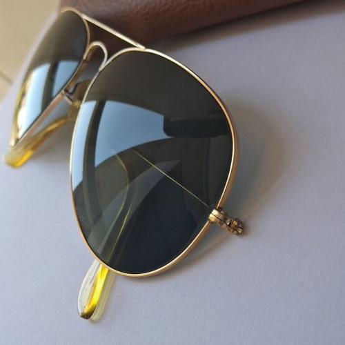 Ray Ban vintage large aviator sunglasses, black and gold