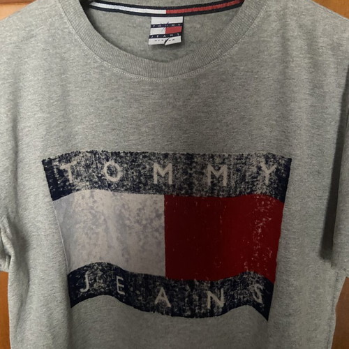 Tommy Hilfiger men's t-shirt like new, size M