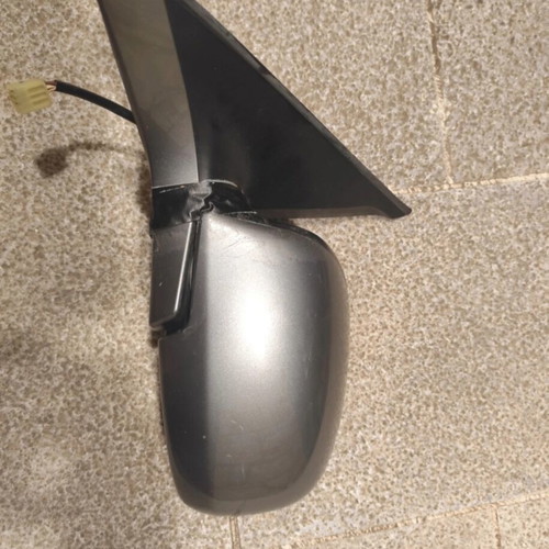 Suzuki Swift mirror used with broken base for spare parts