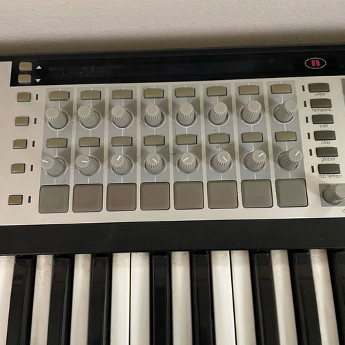 Novation Remote 61 SL used controller keyboard