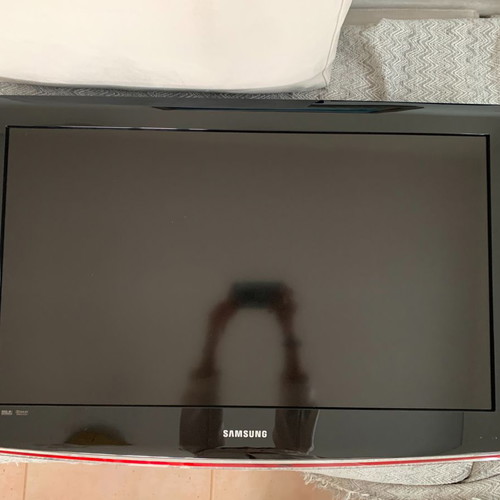 Samsung 32-inch TV used
