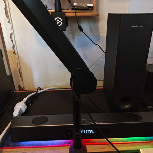 Creative Sound Blaster X4 soundbar with subwoofer and USB DAC like new