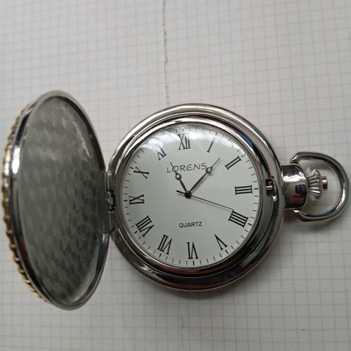 Lorens Quartz pocket watch like new with Hunter design