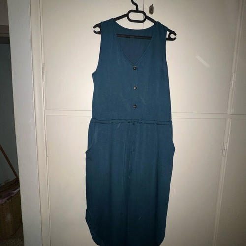 Women's dress like new, size XL, turquoise