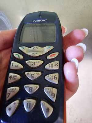 Nokia 3510 μεταχειρισμένο, δεν ανάβει