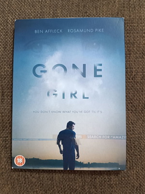 Gone Girl DVD like new with English subtitles