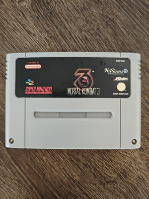 Mortal Kombat 3 SNES used fighting game