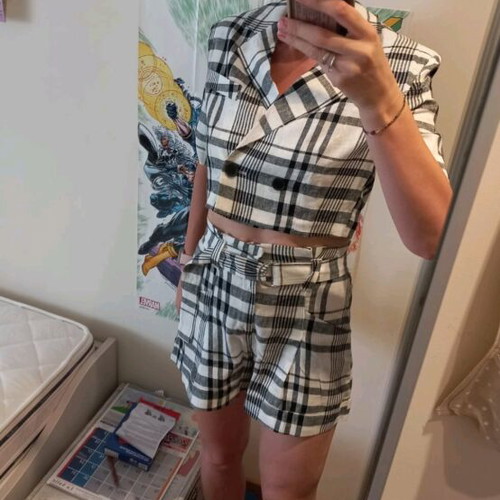Bershka jacket and shorts set like new, black and white