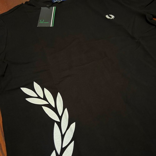 Fred Perry T-shirt new, size S, black and white