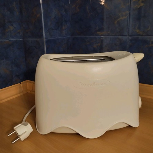 Moulinex toaster like new, barely used