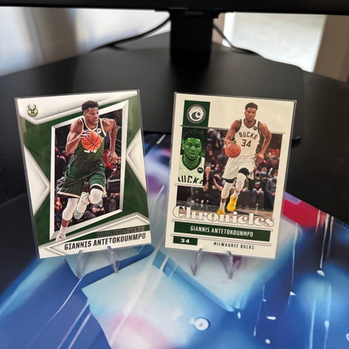 Giannis Antetokoumpo card lot, like new, Milwaukee Bucks