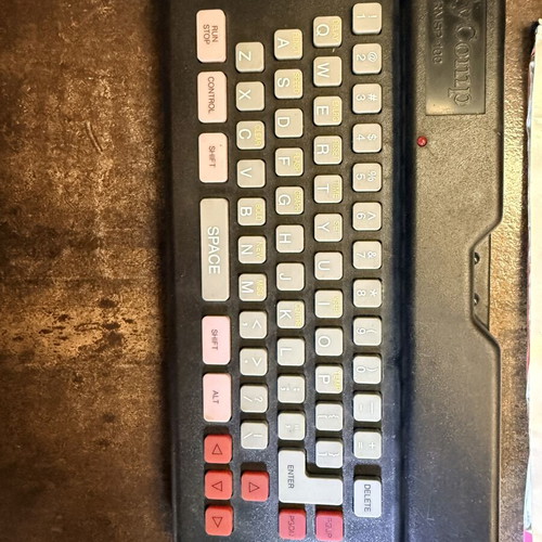 Unitron Electronic LED Message Board 2.80m x 17.5cm used with Keyboard and Manual