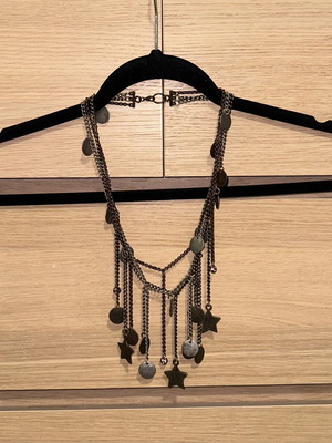 Necklace with chains like new, gold and silver color