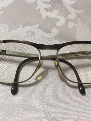 Glasses used with metal frame origin Italy