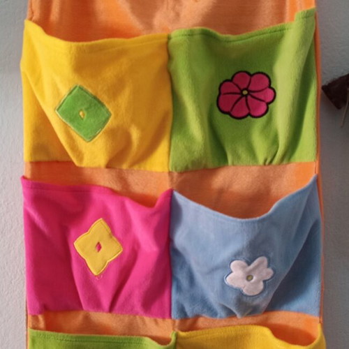 Storage Pockets Hanging Fleece Fabric like new, 6 wide pockets