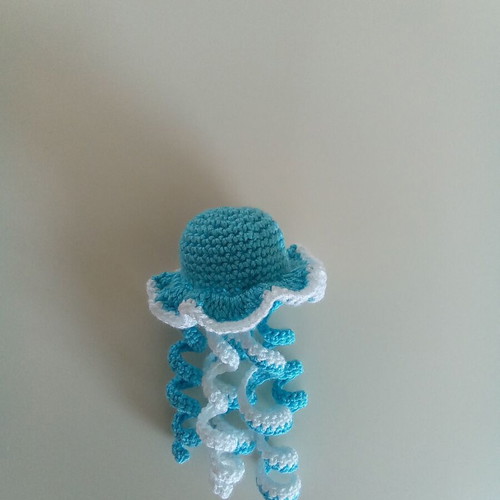 Knitted Jellyfish