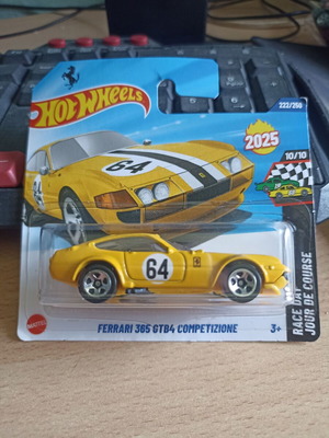Hot Wheels Ferrari 365 GTB4 Competizione 1971 1:64 sealed