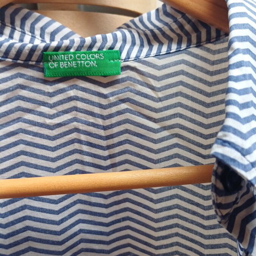 Benetton women's shirt like new, size S/M, white and blue