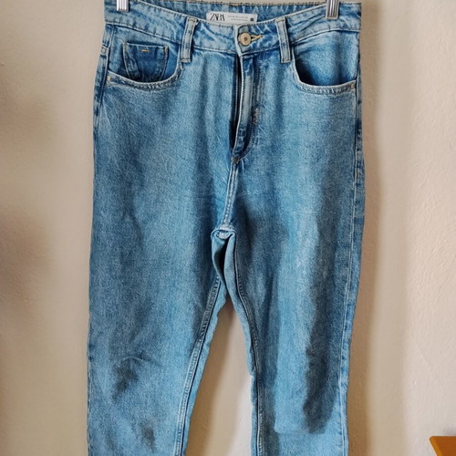 Zara jeans small, like new, blue
