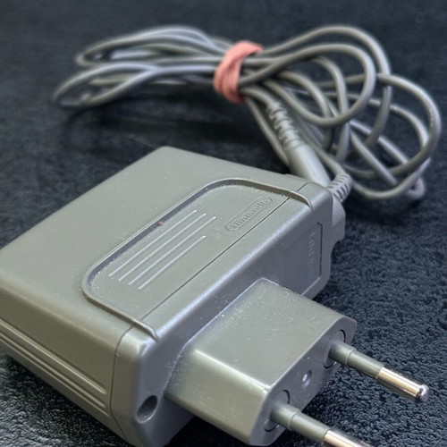 Nintendo DS Lite charger used, original for DS Lite and Gameboy