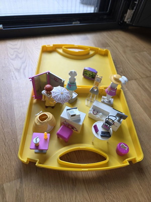 Playmobil Fashion Shop case like new with many accessories