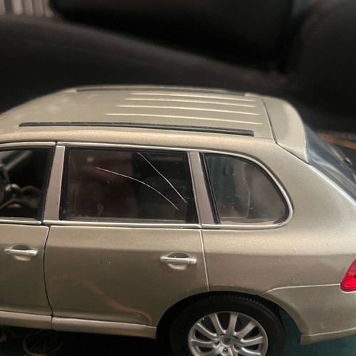 Porsche 1:18 model car used with minor crack on rear left passenger window
