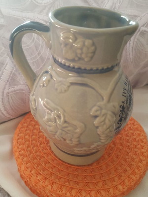 Kossinger KG 8306 German vintage beer pitcher like new, ceramic