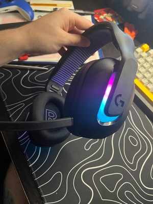 Logitech G522 Lightspeed ακουστικά μεταχειρισμένα με μικρή ρωγμή στο βραχίονα