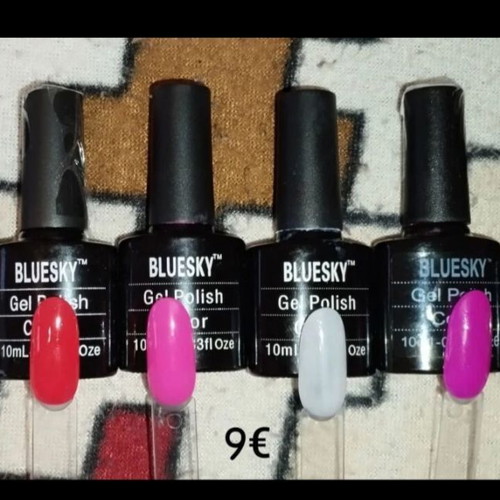 Bluesky semipermanent nail polish set like new