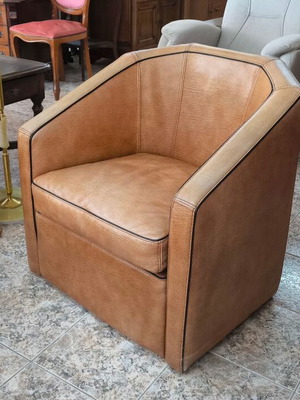 Leather Armchair like new, modern club style with wheels