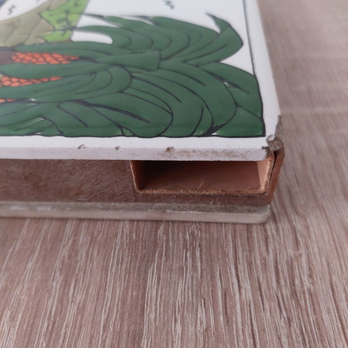 Decorative Kos 15 cm vintage with compartments and ceramic tile used