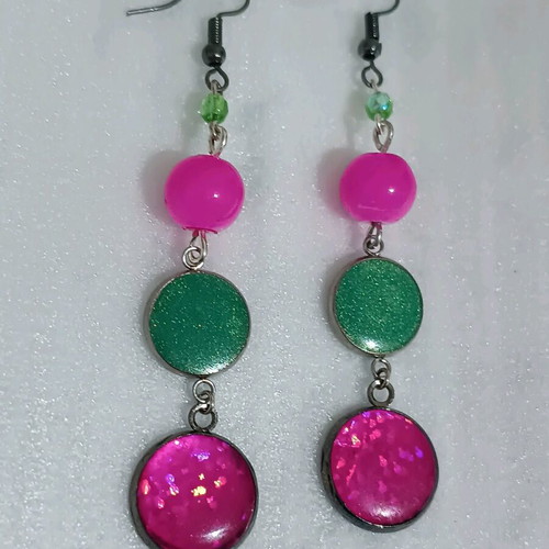 Earrings with liquid glass new, handmade, pink and green