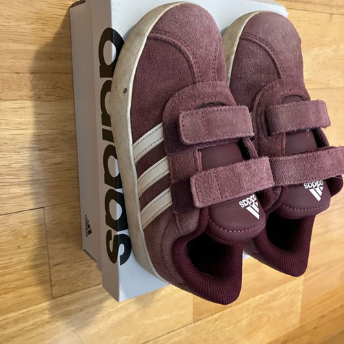 Adidas burgundy sneakers used, size 27