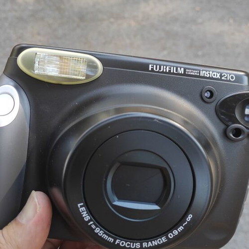 Fujifilm Instax 210 camera in excellent condition