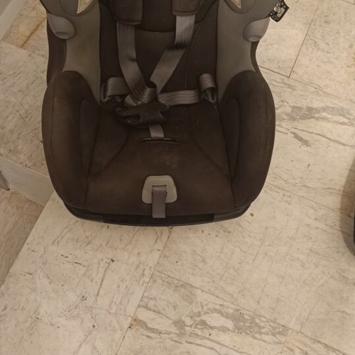 Car seats for children like new