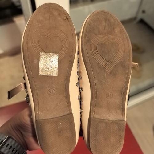 Ballerinas beige nude with studs size 31, lightly used