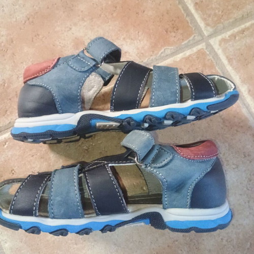 Chippo anatomical sandals size 31 like new, blue