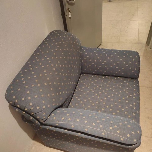 Armchair used, blue jacquard fabric with wooden frame 90x90x80 cm