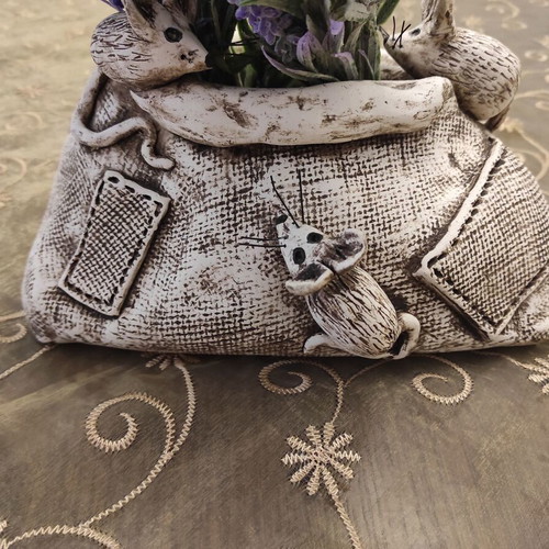 Table ceramic decorative item new