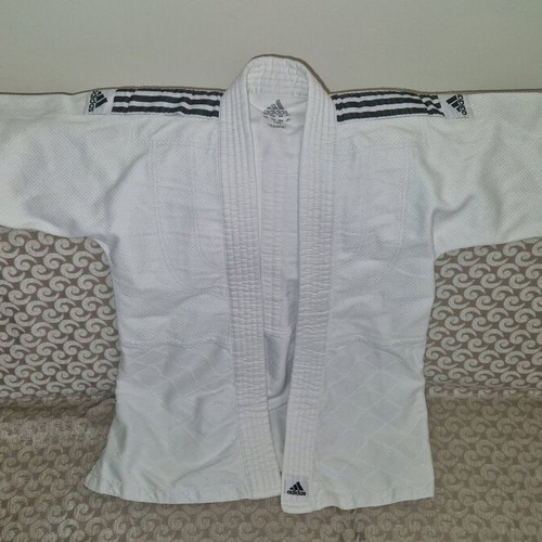 Adidas Judo Training J500 Uniform Size 140 Like New