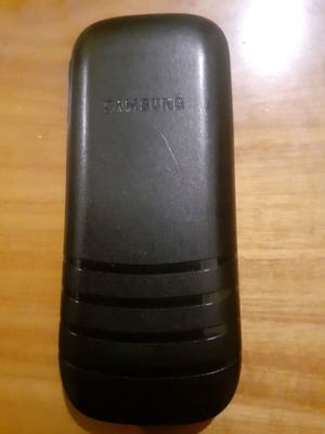 Samsung GT E1200 mobile phone used, black