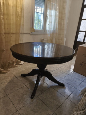 Wooden round dining table used, classic vintage style