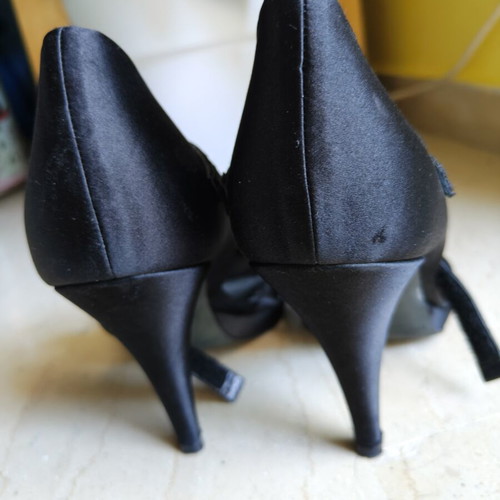 Pedro Garcia satin women's dance sandals like new, size 39, black