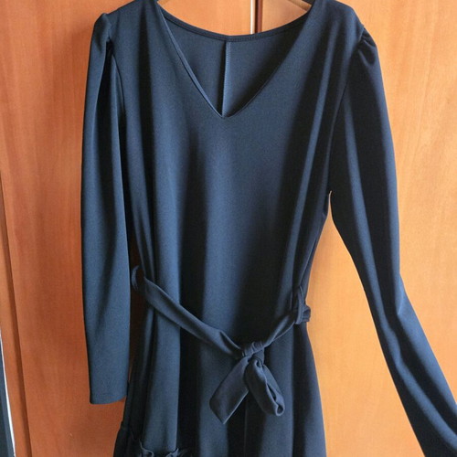 Mini black dress like new with elastic belt