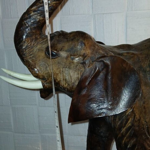 Elephant decorative large used 47x43cm with ear tear