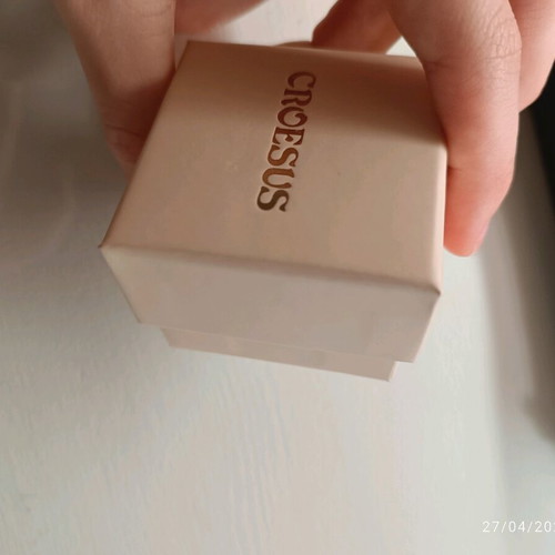 Croesus box 4x4 like new, ideal for earrings or rings