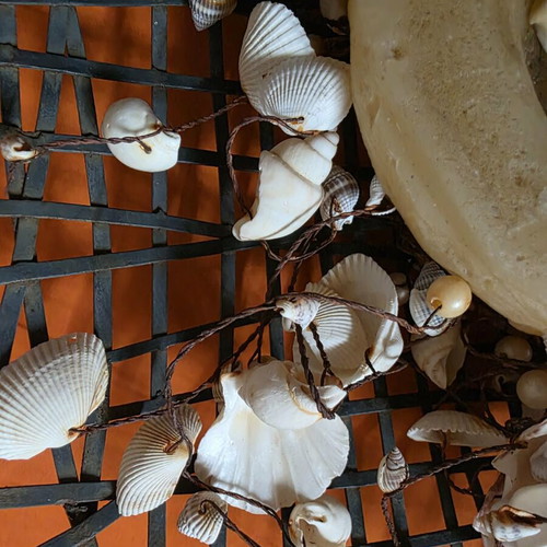 Decorative metal tray like new with shells and candle 38.5x37 cm